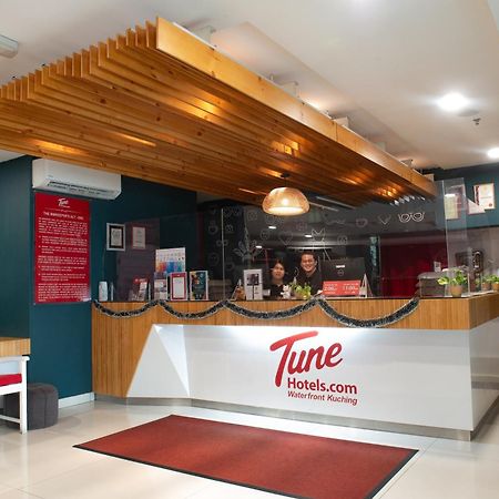 Tune Hotel - Waterfront Kuching Exterior photo