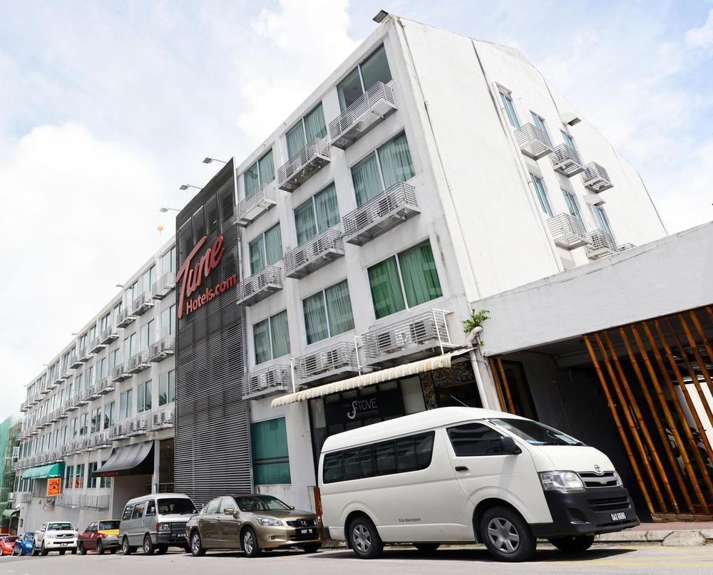 Tune Hotel - Waterfront Kuching Exterior photo