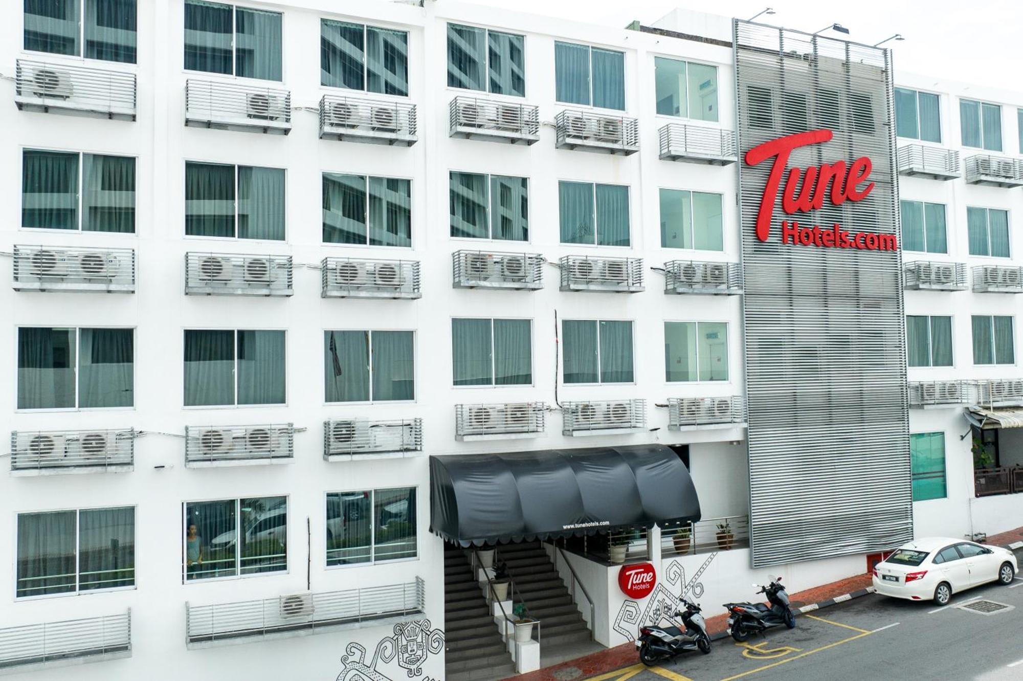 Tune Hotel - Waterfront Kuching Exterior photo