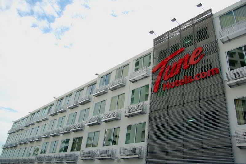 Tune Hotel - Waterfront Kuching Exterior photo