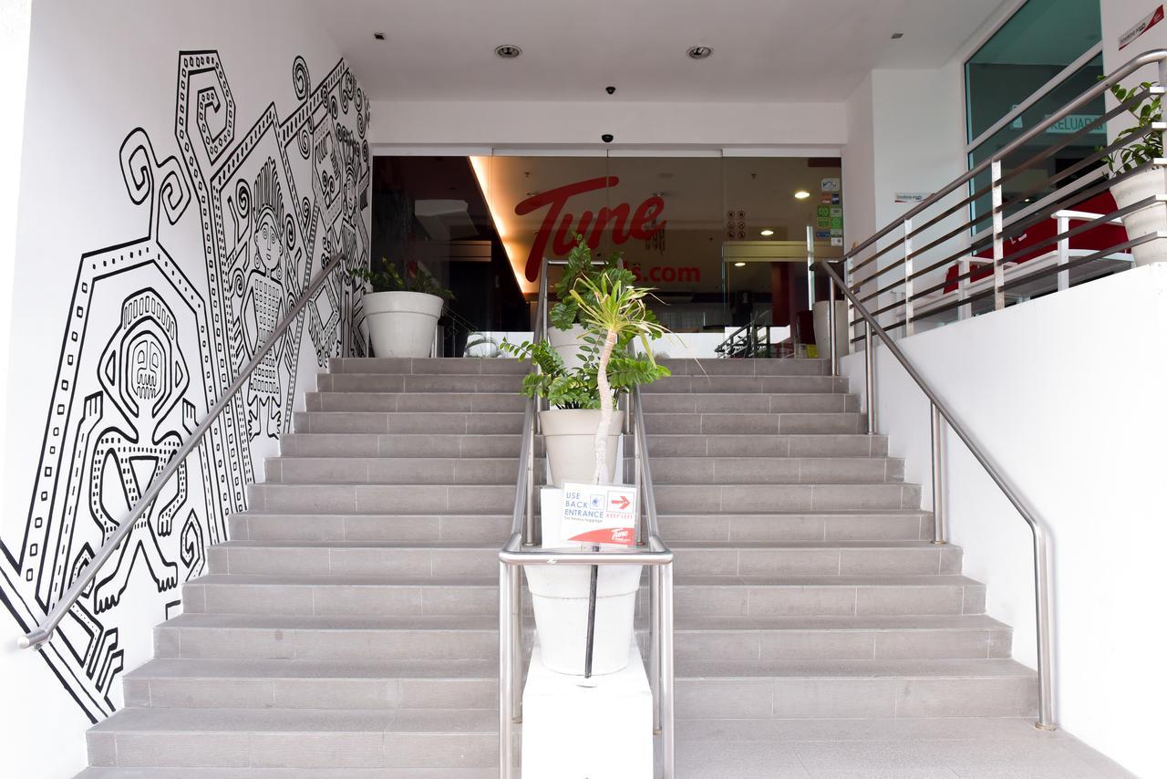 Tune Hotel - Waterfront Kuching Exterior photo